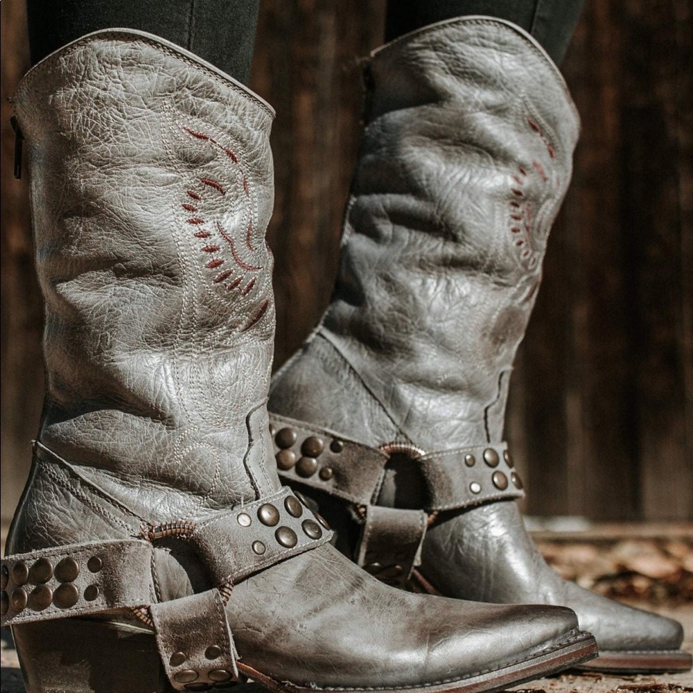 FREEBIRD NEW COWBOY BOOTS